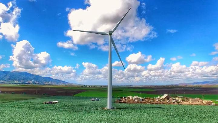 Wind Turbine Powers Fresh Veg Processing